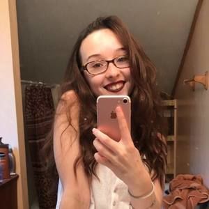 Meet your Posher, Hailey